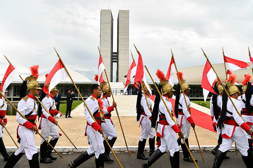 Congresso retoma trabalhos na segunda com cerimônia na rampa e sessão solene